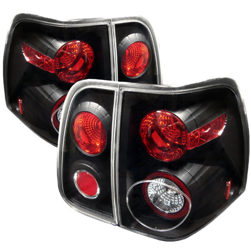 ㊺新品未使用　Spyder 00-06 Euro Tail Lights Blk Spyder 5005946-SPDR Euro Style Tail Lights (Black | ARKON OFF-ROAD