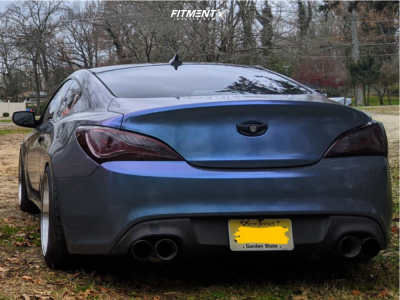 2015 Hyundai Genesis Coupe 3.8 R-Spec with 19x9.5 Aodhan Ds07 and Nitto ...