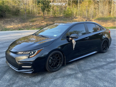 2021 Toyota Corolla with 18x8.5 35 Aodhan Ds07 and 225/40R18