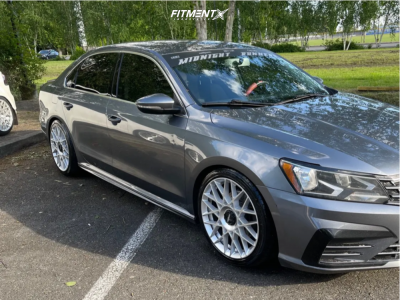 2016 Volkswagen Passat R-Line with 19x8.5 Rotiform Blq-c and Arroyo ...