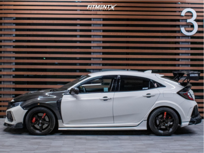 2019 Honda Civic Type R with 18x9.5 Gram Lights 57cr and Yokohama ...