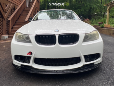 2010 BMW 328i Base with 18x9.5 AVID1 AV6 and Continental 245x35 on