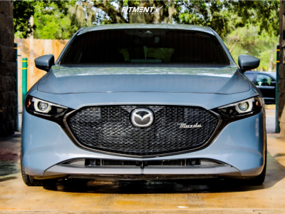 2021 Mazda 3 Premium with 18x8.5 Aodhan Ah02 and Vercelli 235x40 on