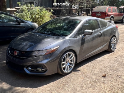 civicivi 2014 Honda Civic with 18x8.5 35 Vors Tr4 and 225/40R18