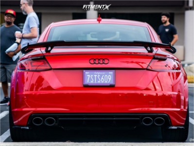 TT 2016 Audi TTS Quattro Base with 18x9.5 Work Zr10 and Accelera