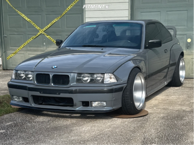 1994 BMW 318is Base with 18x11 DTM Dtm-wb10 and Lexani