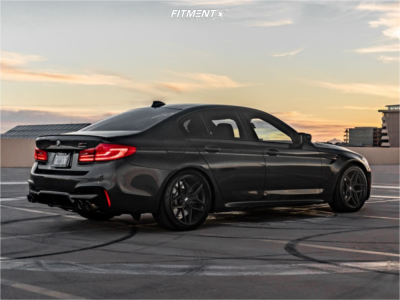 2018 BMW M5 Base with 20x10 Variant Xenon and Pirelli 275x35 on Stock