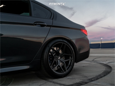 2018 BMW M5 Base with 20x10 Variant Xenon and Pirelli 275x35 on Stock