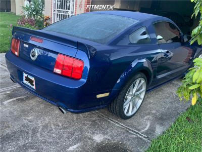 2006 Ford Mustang GT with 20x9 Element El36 and Lexani 255x35 on