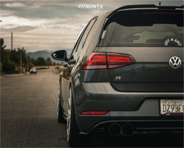 2018 Volkswagen Golf R Base with 19x8.5 Aodhan Aff7 and Lexani 235x35
