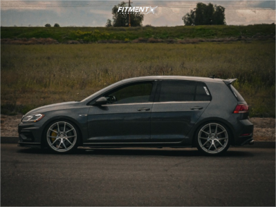 2018 Volkswagen Golf R Base with 19x8.5 Aodhan Aff7 and Lexani 235x35