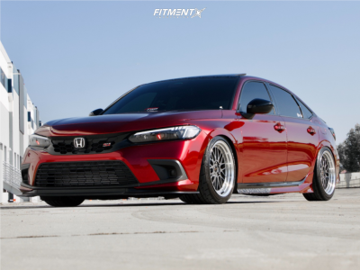 2022 Honda Civic - 18x9 35mm - Vors Vr8 - Stock Suspension - 245/40R18