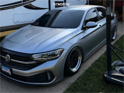 2024 Volkswagen Jetta - 17x8 35mm - Vors Vr8 - Coilovers - 215/55R17