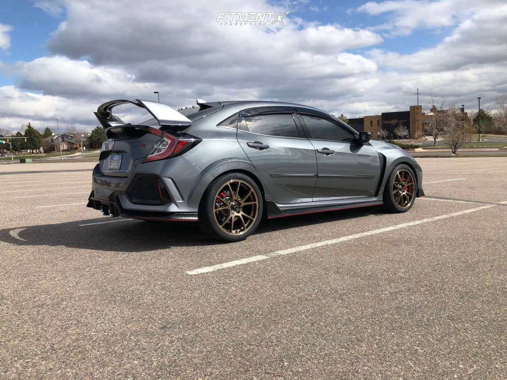 2019 Honda Civic Type R with 19x8.5 Konig Freeform and Continental ...