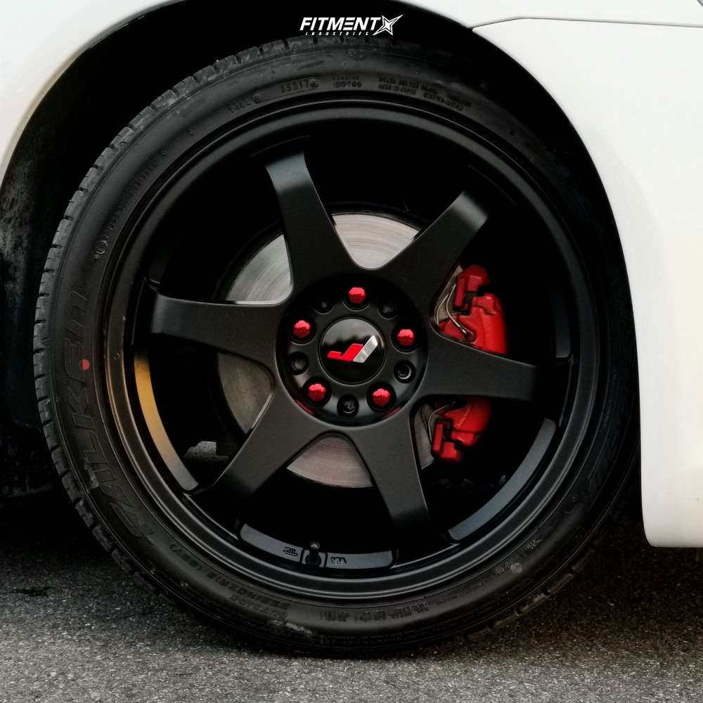 2010 Volkswagen Scirocco Base with 18x8 Japan Racing Jr3 and
