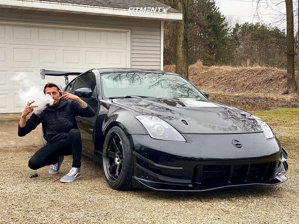 2008 Nissan 350Z Base with 18x11 Volk Te37sl and Nitto 285x35 on