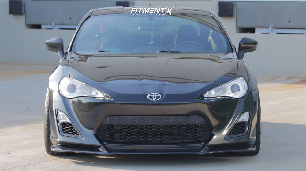 2015 Scion FRS Base with 18x9.5 Vordoven Forme 9 and Achilles 245x40