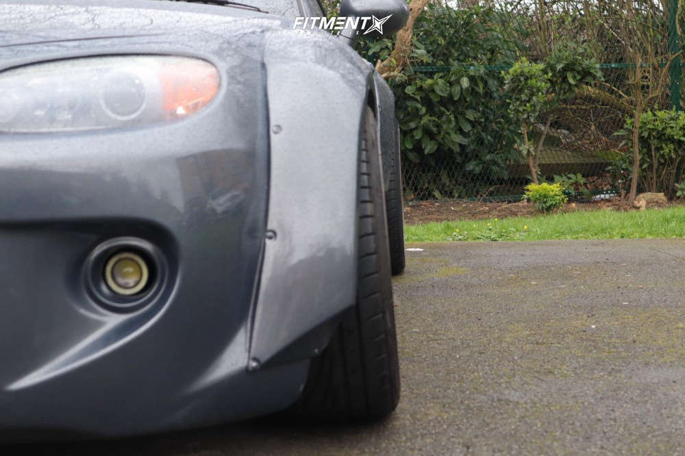 2006 Mazda MX-5 Miata Base with 17x8 Japan Racing Jr19 and Toyo Tires ...
