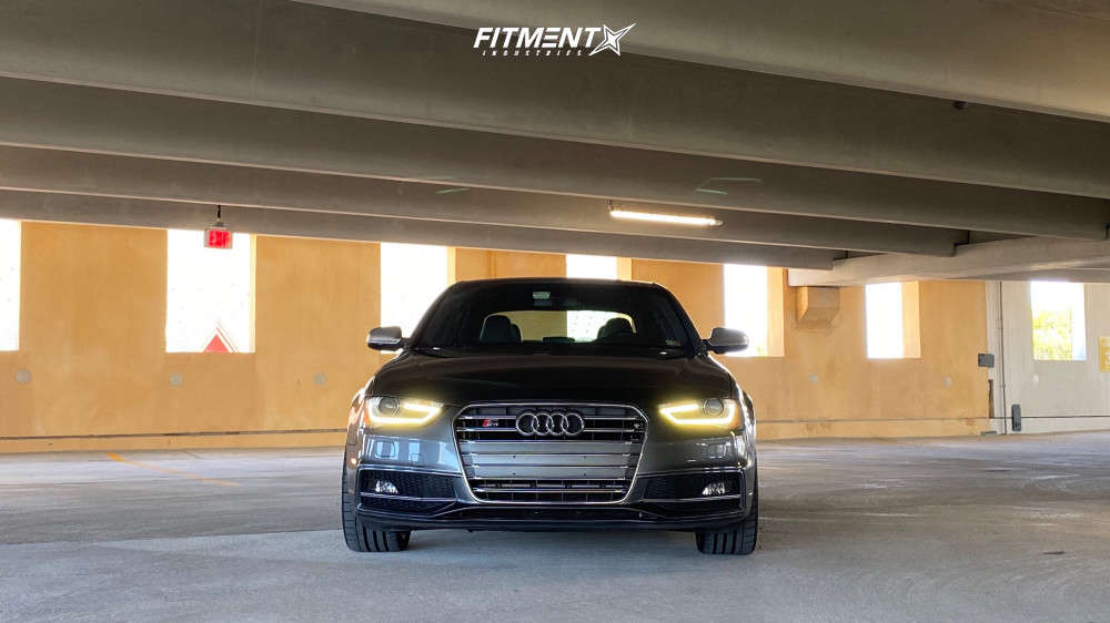 2015 Audi S4 Premium Plus with 19x8.5 Advanti Racing Appello and ...