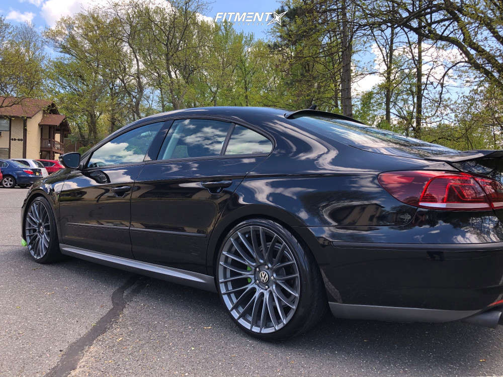 2014 Volkswagen CC R-Line with 20x8.5 INOVIT Sonic and Federal 225x35 ...