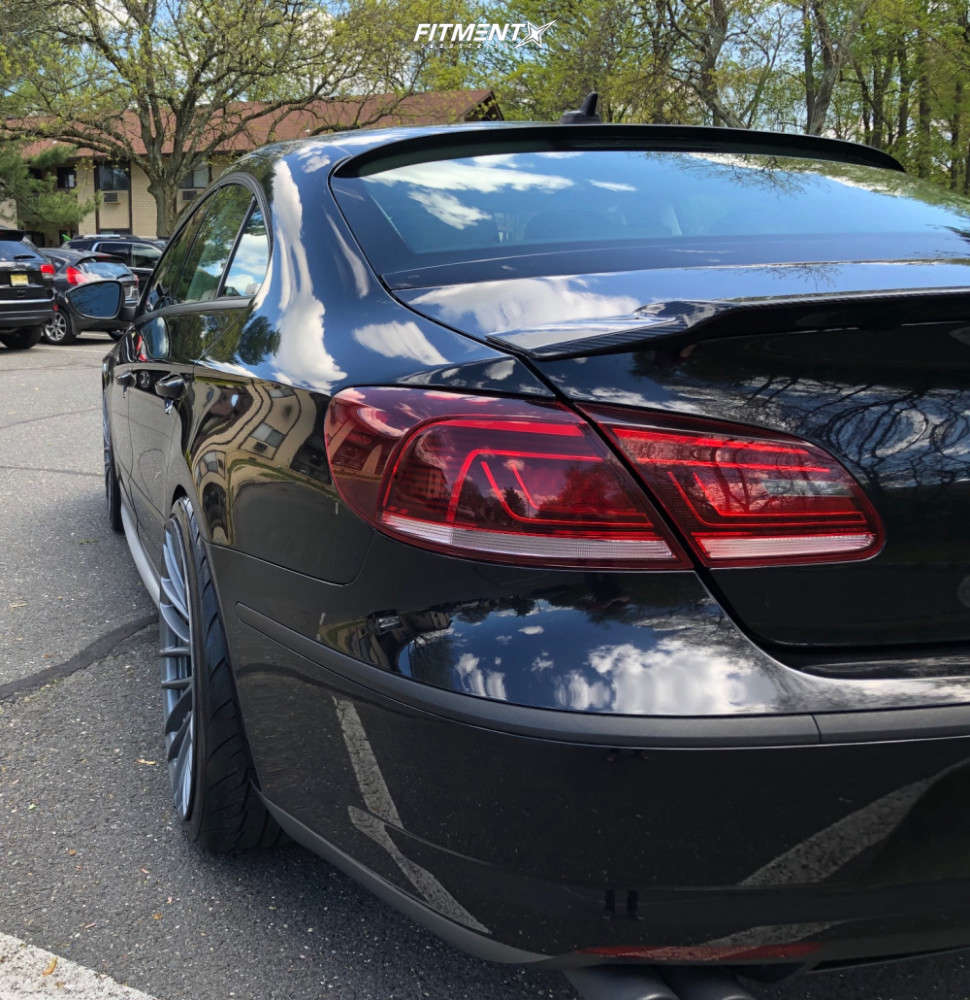 2014 Volkswagen CC R-Line with 20x8.5 INOVIT Sonic and Federal 225x35 ...