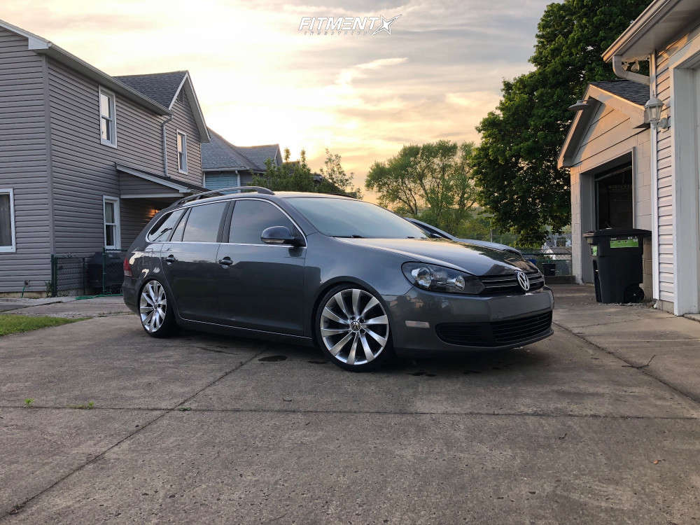 2014 Volkswagen Jetta TDI with 18x8 Alzor 621 and Achilles 205x40
