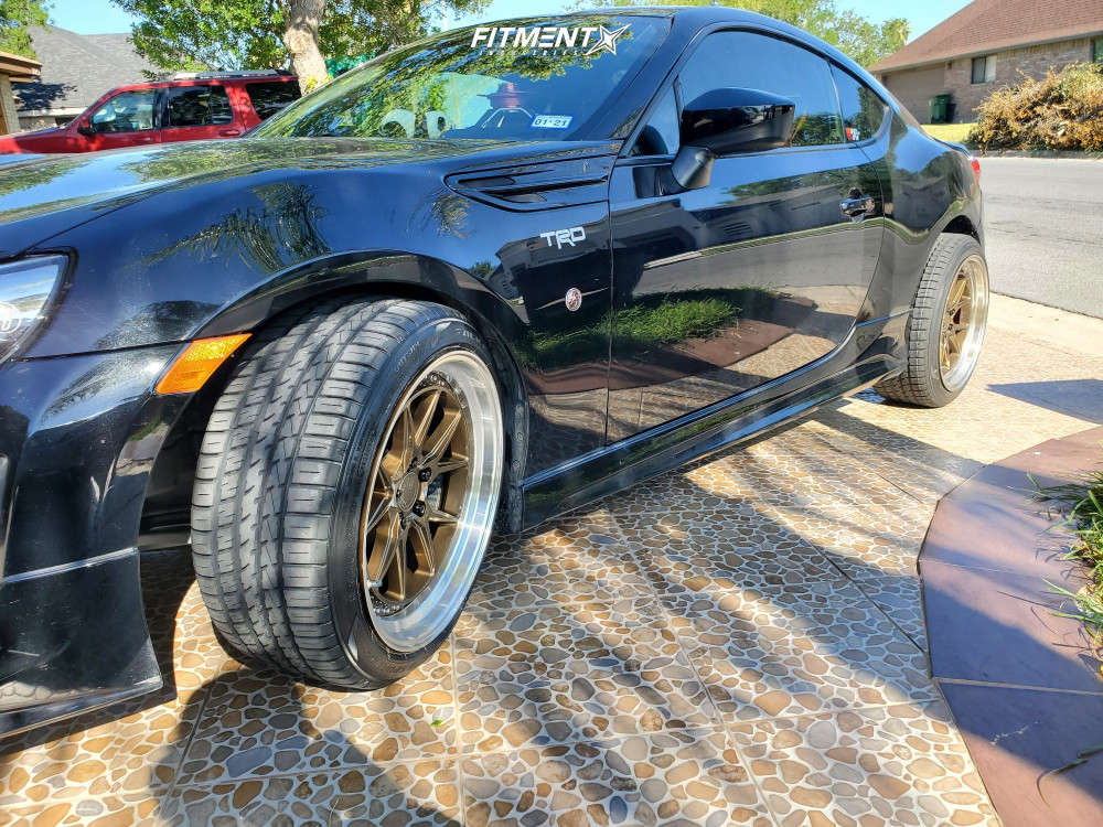2019 Toyota 86 TRD Special Edition with 18x9.5 Aodhan DS08 and