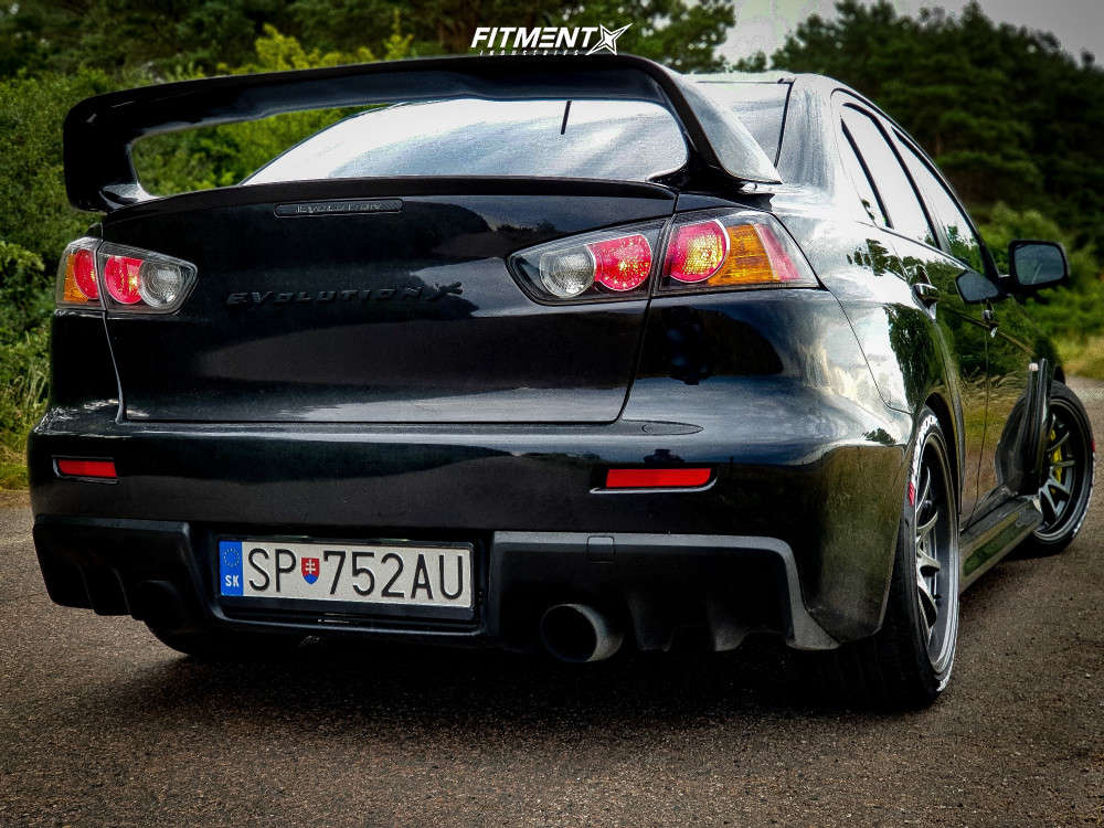 2010 Mitsubishi Lancer Evolution GSR with 18x9.5 Japan Racing Jr5 and ...