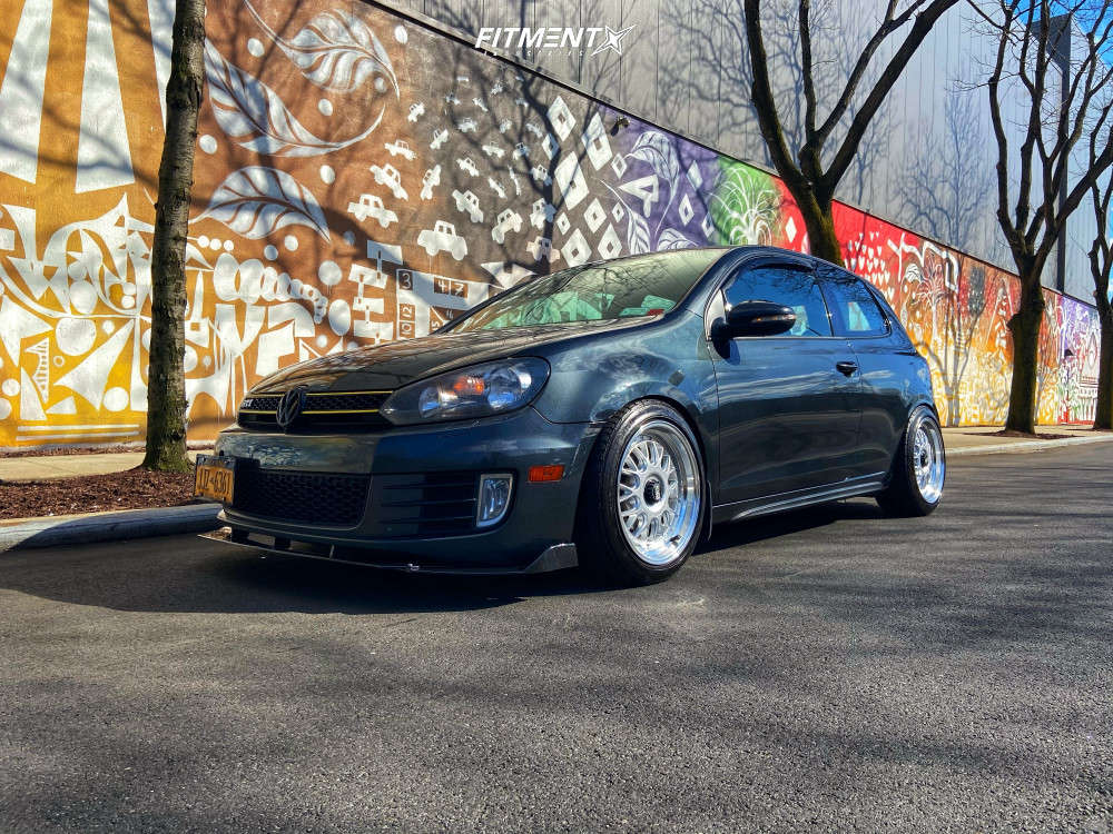 2010 Volkswagen GTI Base with 17x8.5 ESM Esm-004m and Ohtsu 225x45 on ...