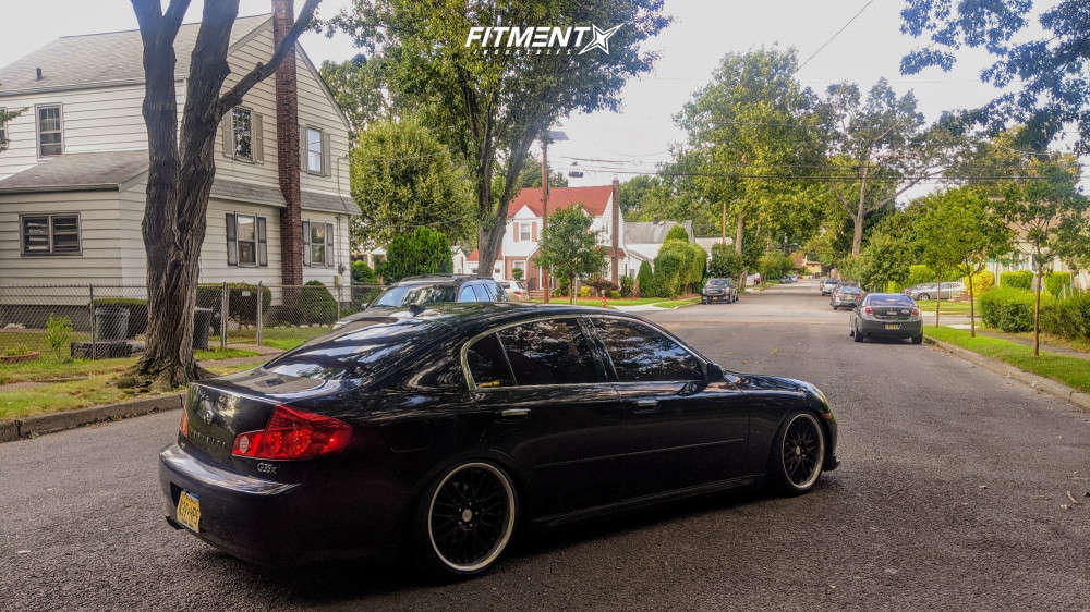 2006 INFINITI G35 X with 19x8 Work VS MS and Achilles 215x35 on