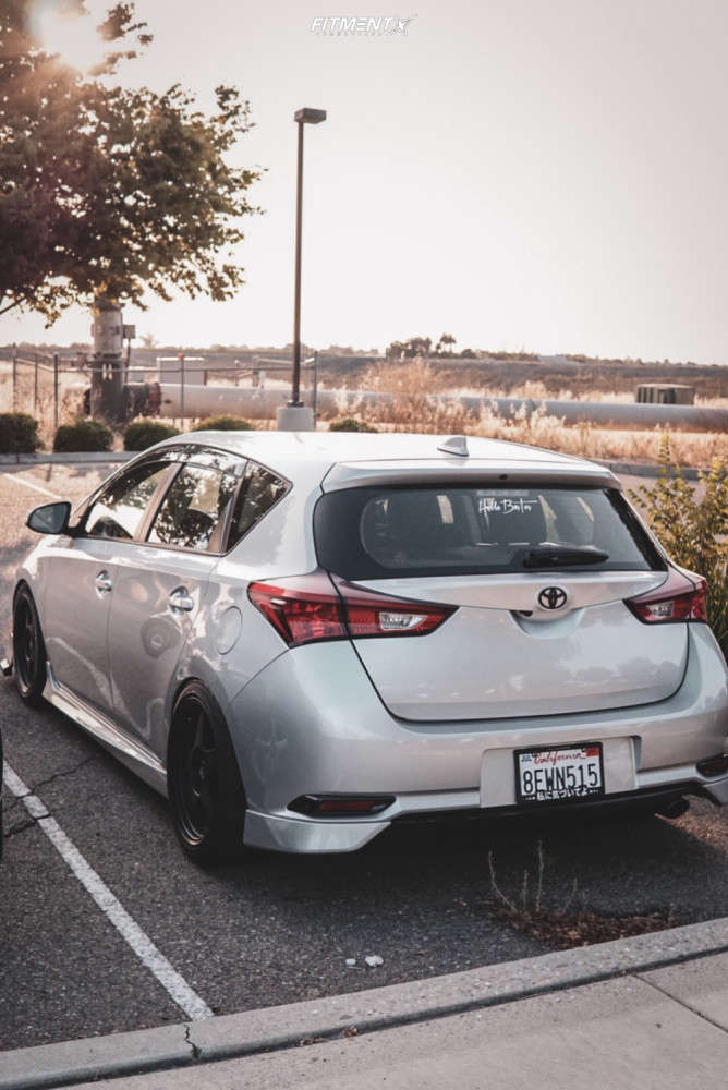 2017 Toyota Corolla IM Base with 17x8 Desmond Regamaster and Yokohama ...