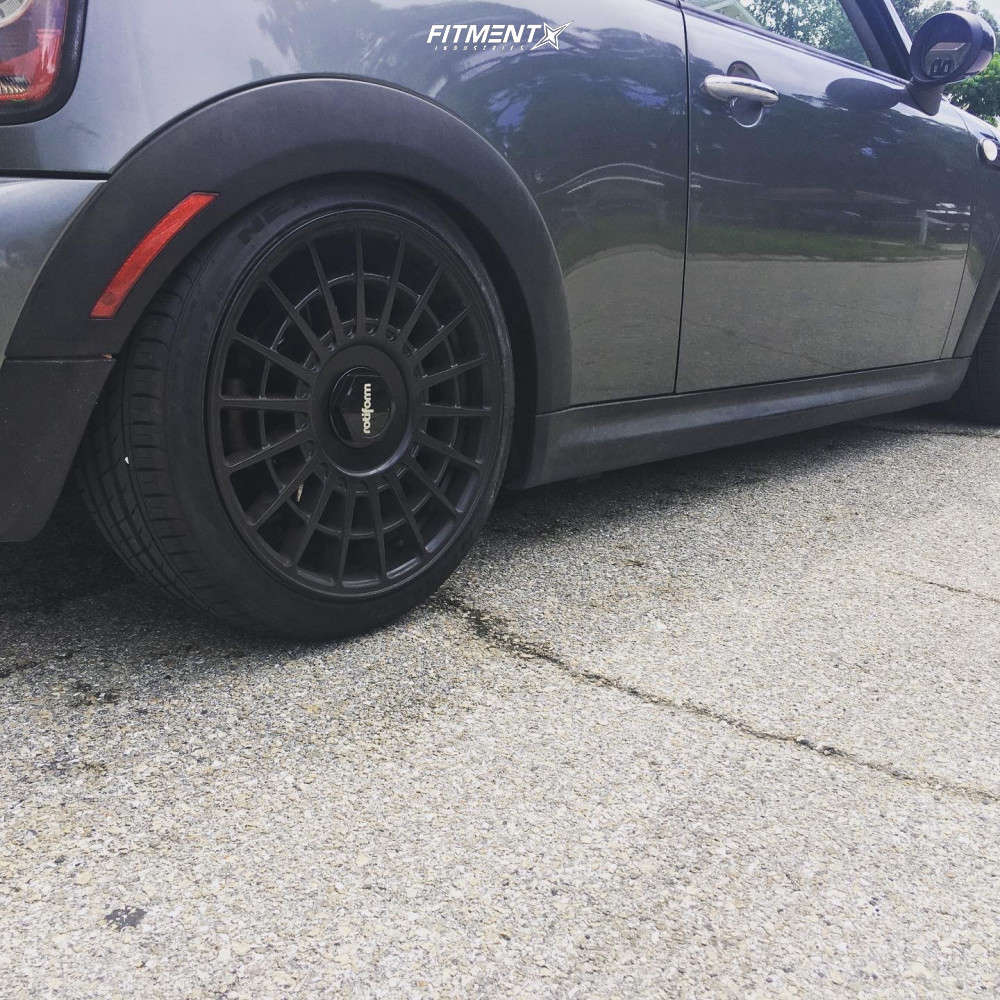 2008 Mini Cooper S with 17x8 Rotiform Las-r and Nexen 205x40 on ...
