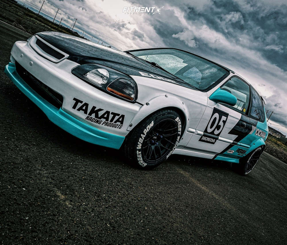 1997 Honda Civic CX with 15x8.25 XXR 530 and Michelin 205x50 on