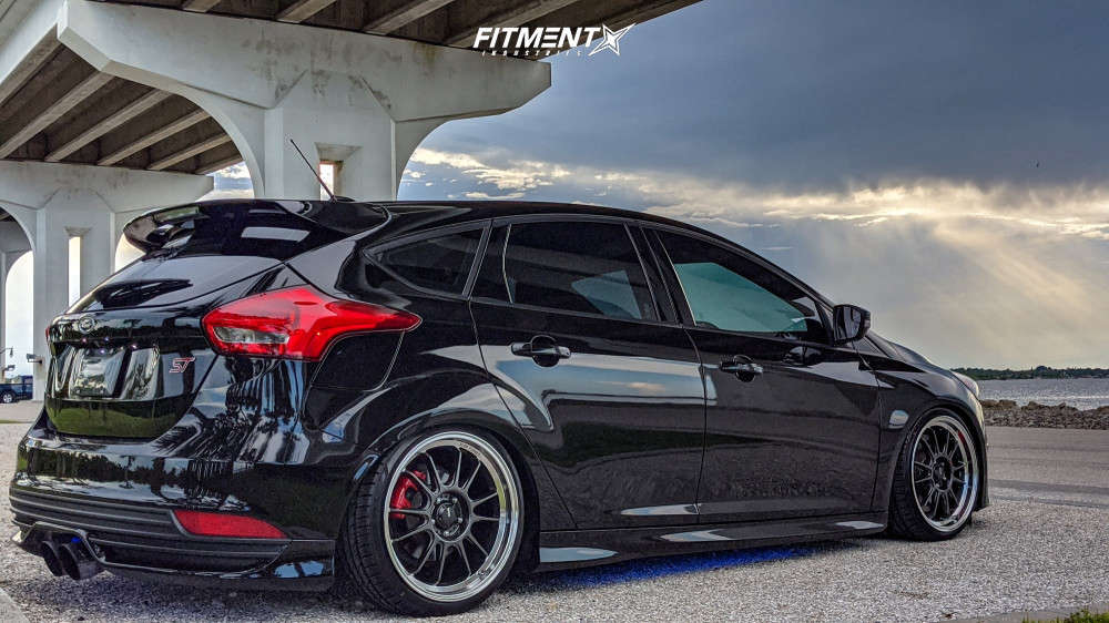 2017 Ford Focus ST With Option Lab R716 And Pirelli 235x45 54 OFF 2017 Ford Focus ST With Option Lab R716 And Pirelli 235x45 54 OFF