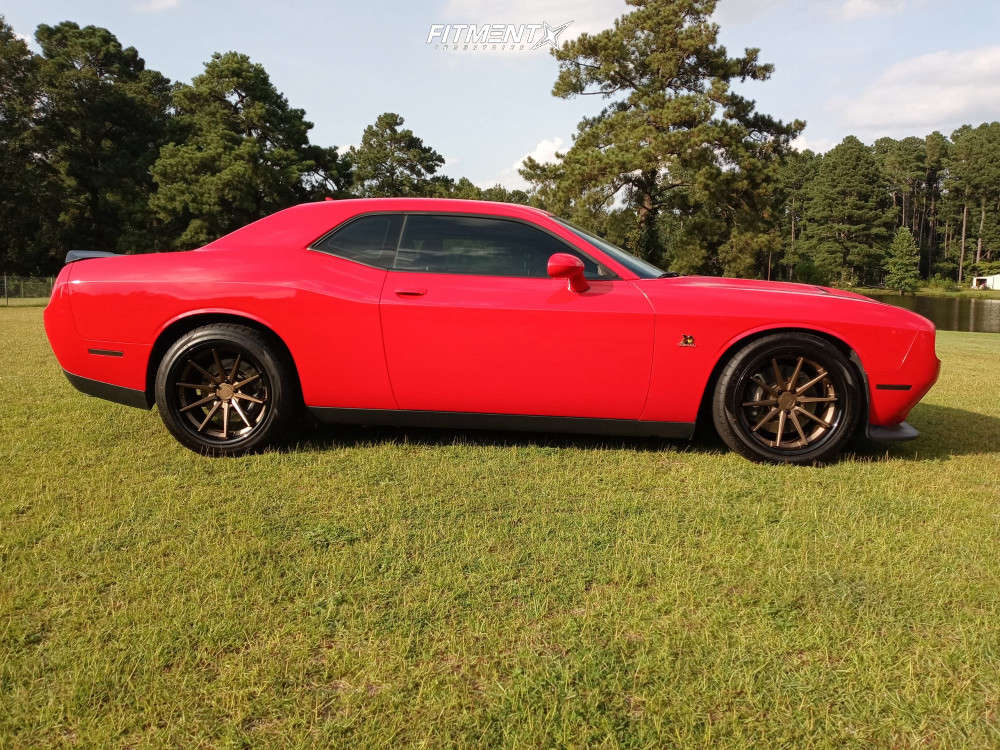 2018 Dodge Challenger R/T 392 with 20x9 Ferrada FR4 and Atturo