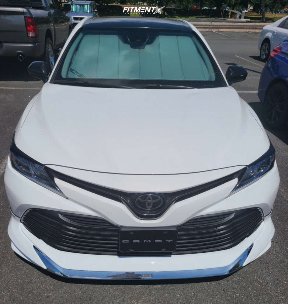 2019 Toyota Camry LE with 18x8 JNC Jnc026 and Hankook 235x45 on