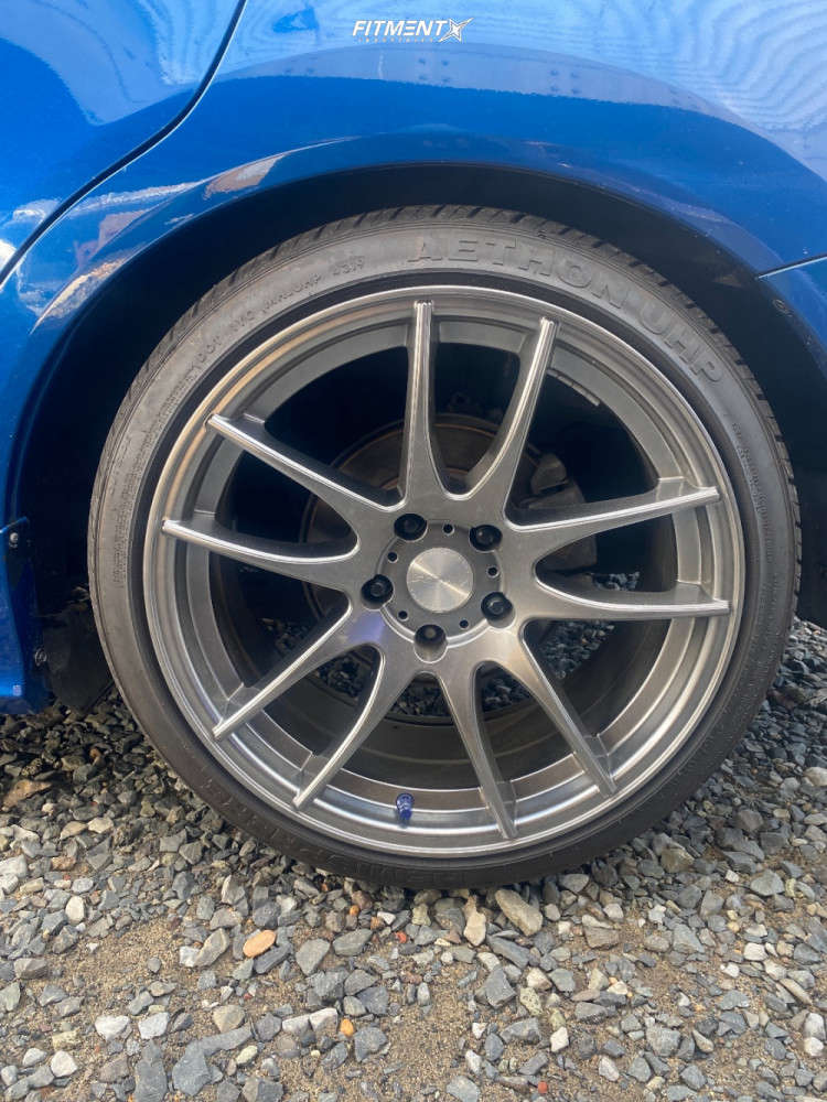 2015 Honda Civic EXL with 18x8.5 AVID1 AV32 and Hemisphere 215x40 on