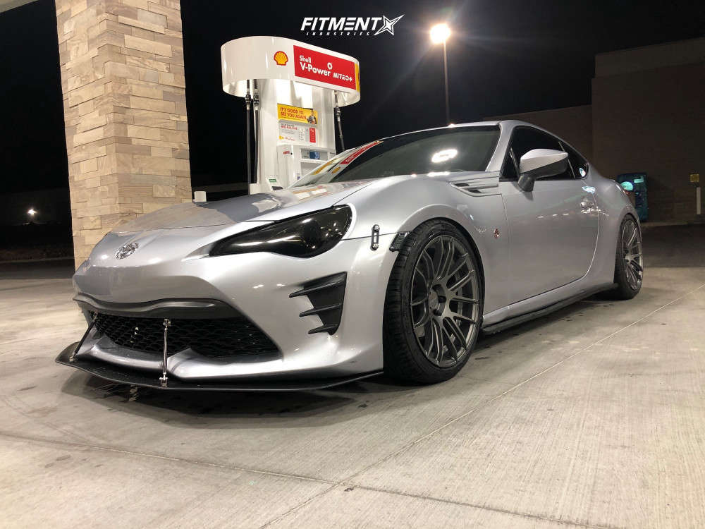 2017 Toyota 86 Base with 18x9.5 AVID1 SL01 and Delinte 255x35 on