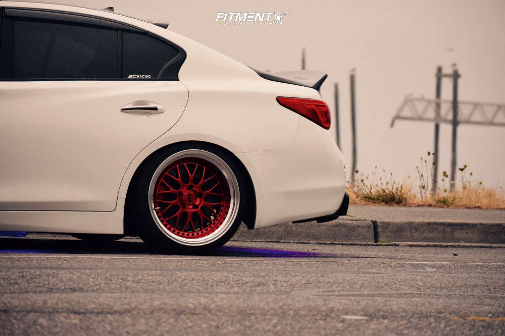 2015 INFINITI Q50 Sport with 19x9.5 ESR Sr01 and Ironman 225x35 on ...