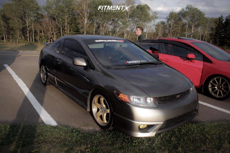 2008 Honda Civic Si 2dr Coupe (2.0L 4cyl 6M) with 17x7.5 Dai Alloys