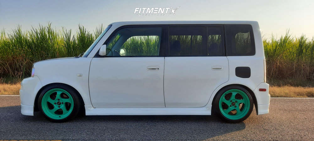 2006 Scion XB Base with 16x8 JNC Jnc034 and Lionhart 205x45 on