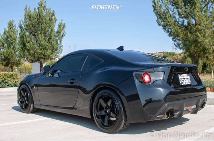 2018 Toyota 86 Base with 18x8.5 XXR 555 and Nitto 225x40 on