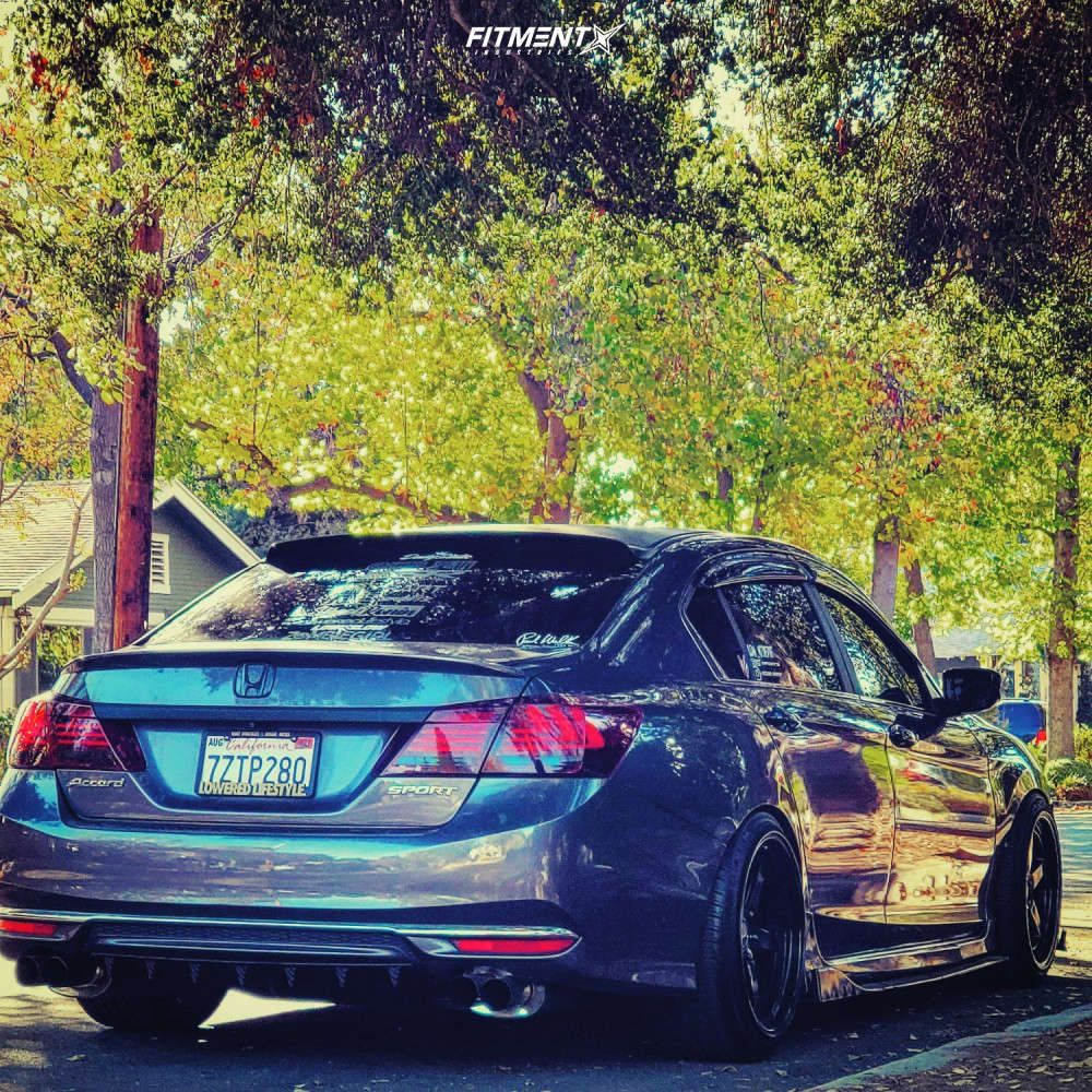 2017 Honda Accord Sport with 19x9.5 ESR Cs5 and Michelin 235x40 on