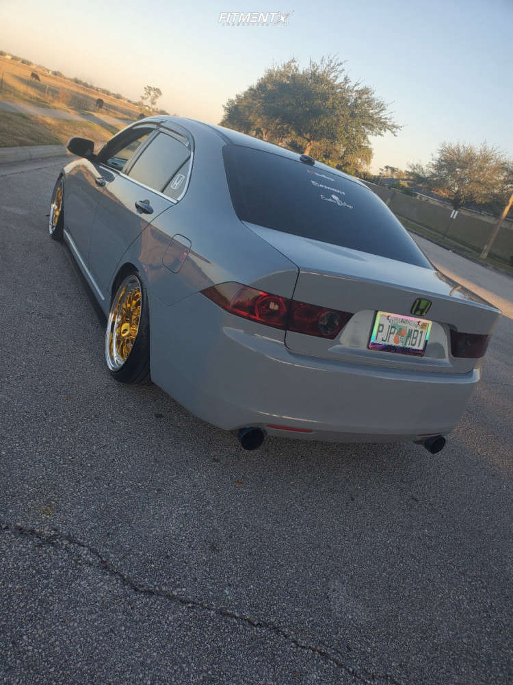 05 Acura Tsx Base With 18x8 5 Xxr 570 And Leao 215x35 On Coilovers Fitment Industries
