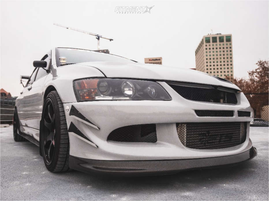 2005 Mitsubishi Lancer Evolution with 18x9.5 Rays Engineering 57dr