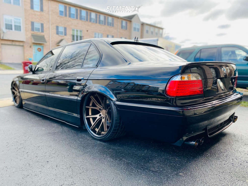 2001 BMW 740iL Base with 20x9 Ferrada FR2 and Lexani 245x35 on Air ...