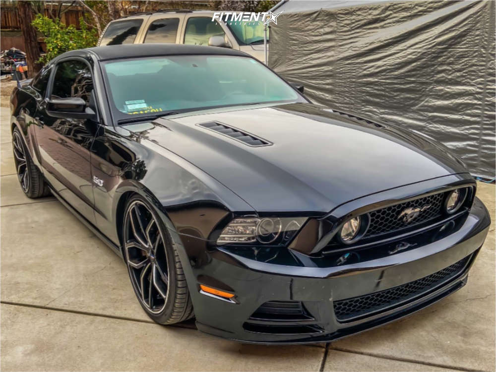 Foose Outkast 20x8.5 35 Black | F150208521+35 | Fitment Industries