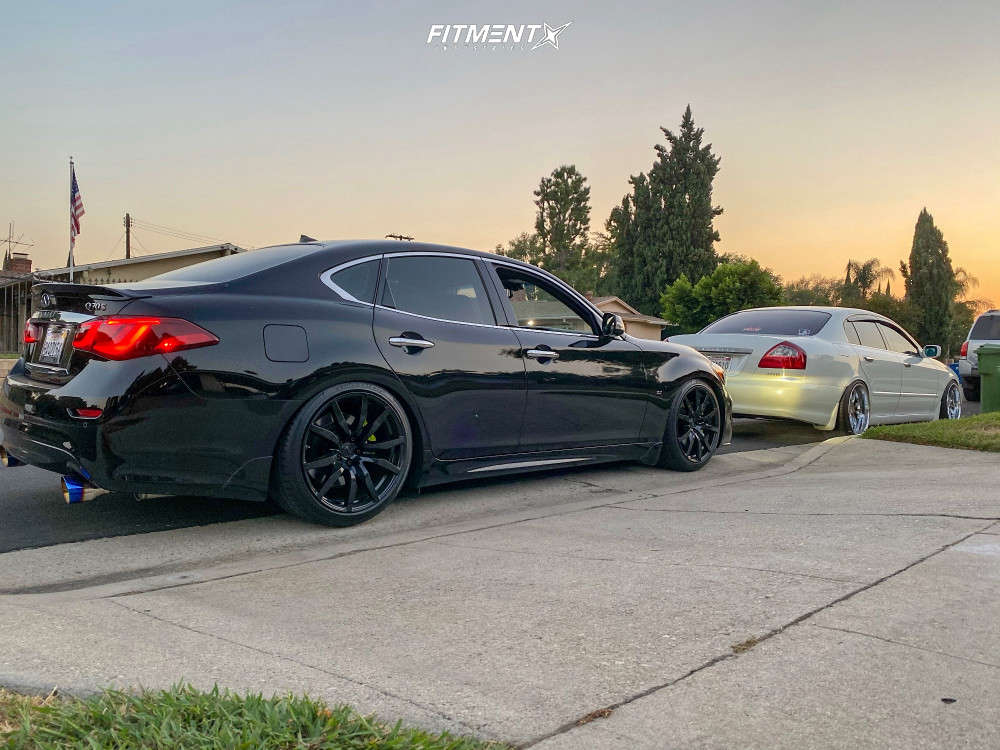 2017 INFINITI Q70 Sport with 20x9.5 Rays Engineering GTR and Hankook ...