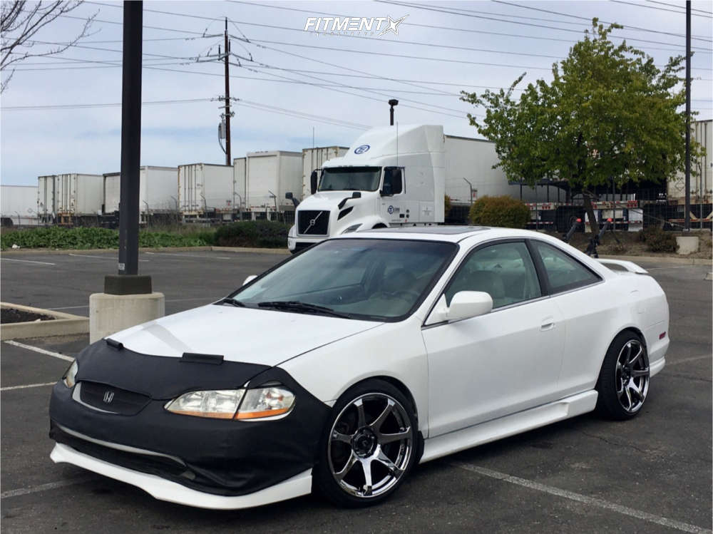 1999 Honda Accord EX with 18x9 Cosmis Racing Mr7 and Achilles
