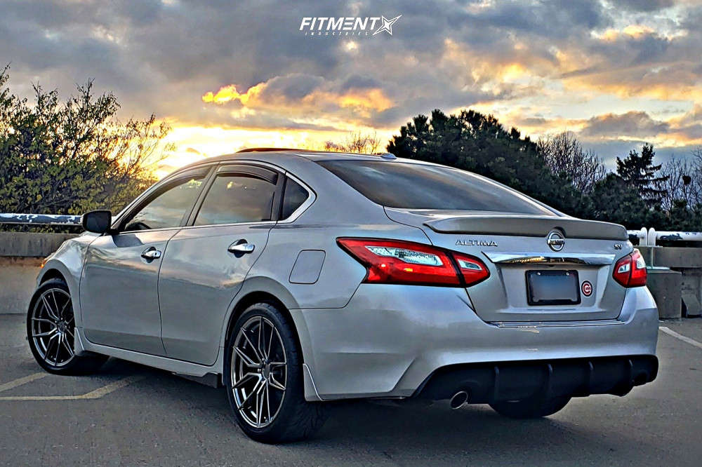 2016 Nissan Altima SV with 19x8.5 XXR 559 and Federal 245x40 on
